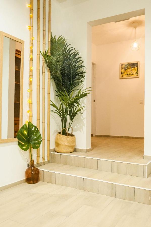 Hostal Orange Vibes Paterna Ngoại thất bức ảnh