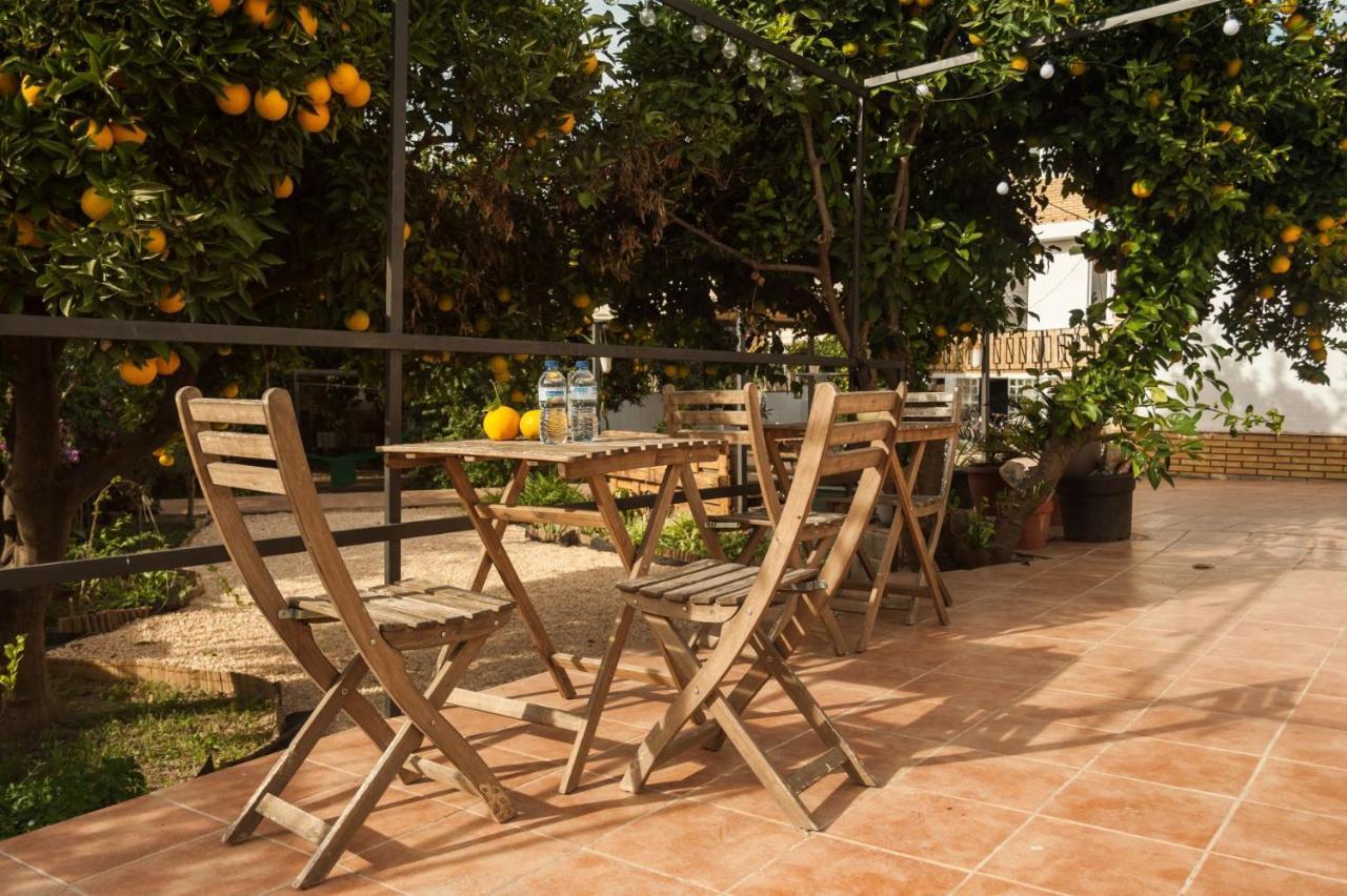 Hostal Orange Vibes Paterna Ngoại thất bức ảnh